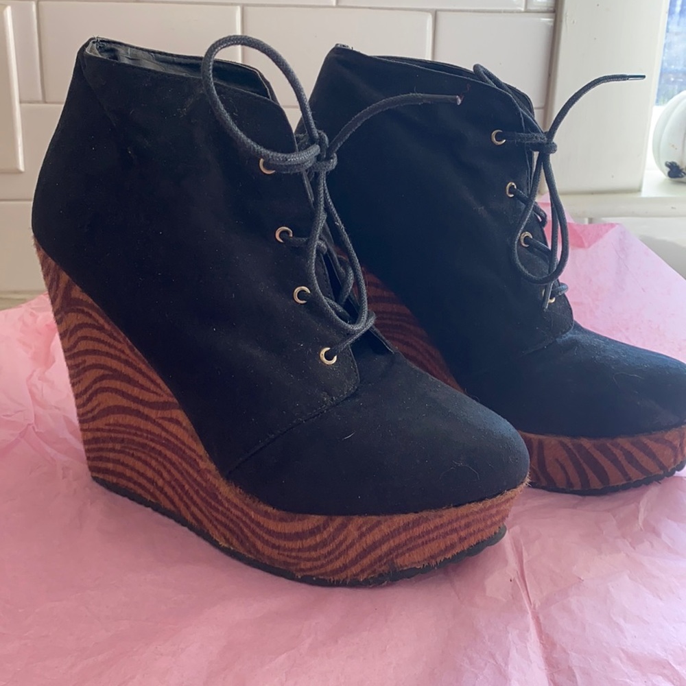 Guess zebra print lace up booties